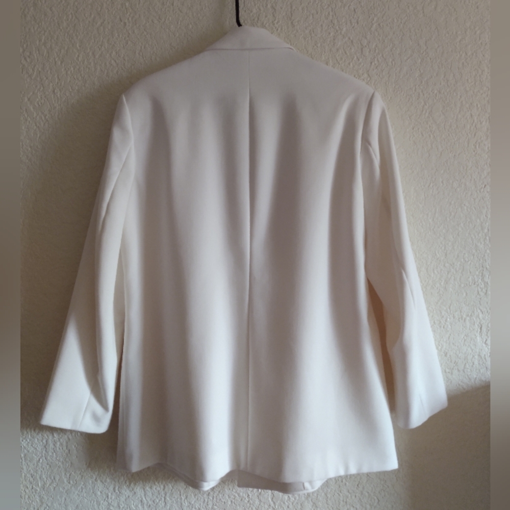 Zara Blazer - Picture 6 of 9